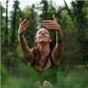 Enseignante de Yoga adultes et Enfants & Professeur de Nia